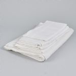 681082 Linen cloths